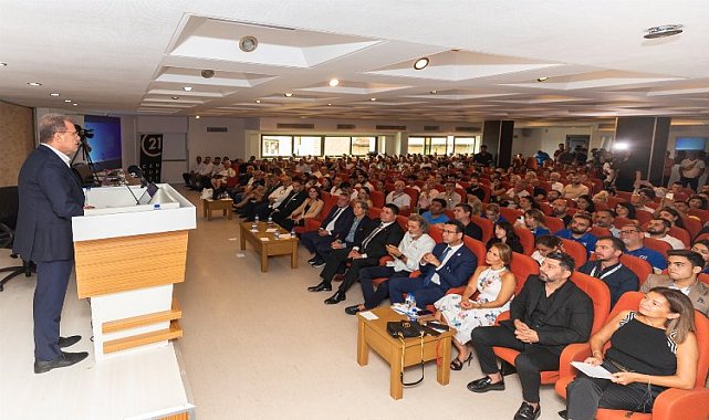 Başkan Seçer, emlak sektörüyle bir araya geldi