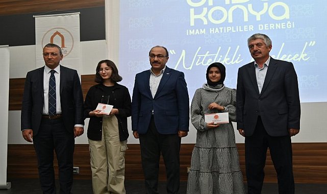 YKS ve LGS&#039;de başarılı öğrenciler ödüllendirildi