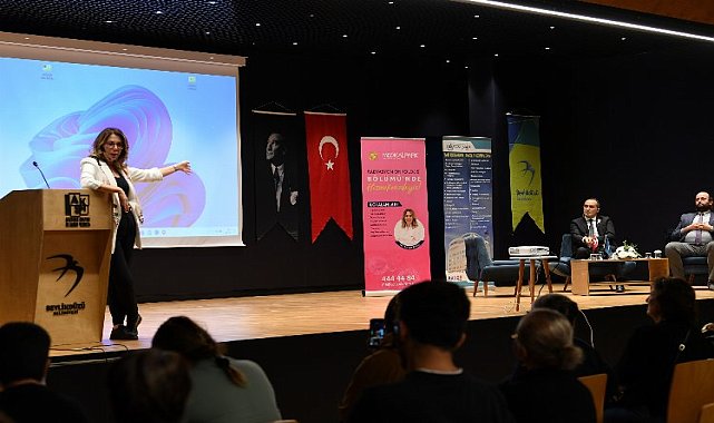 İstanbul Beylikdüzü&#039;nde meme kanseri farkındalığı