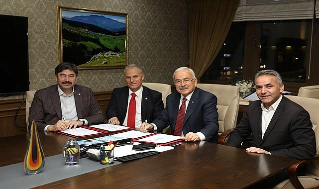 Büyükşehir&#039;de sosyal denge tazminatı imzalandı