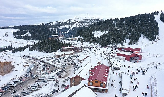 Çambaşı Yaylası&#039;na  şenliğe 3 bin kişi ücretsiz gitti