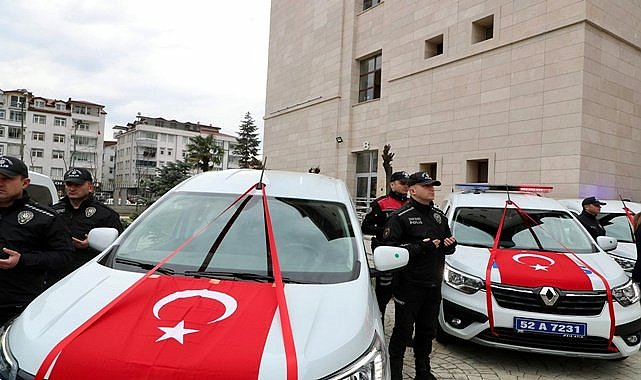 Ordu Emniyet Müdürlüğü&#039;ne 14 yeni araç takviye edildi