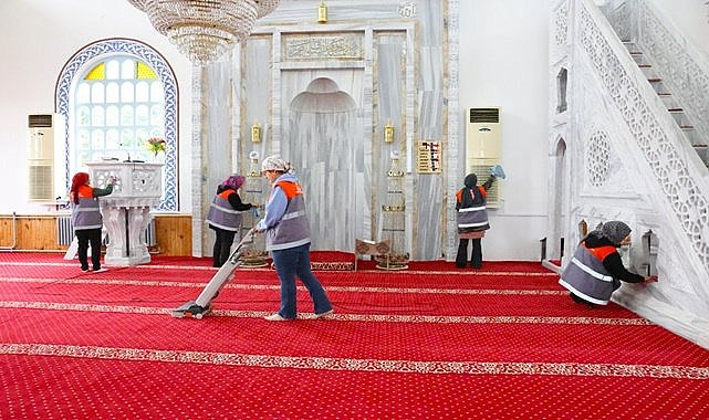 Altınordu&#039;da  camilerde ramazan temizliği