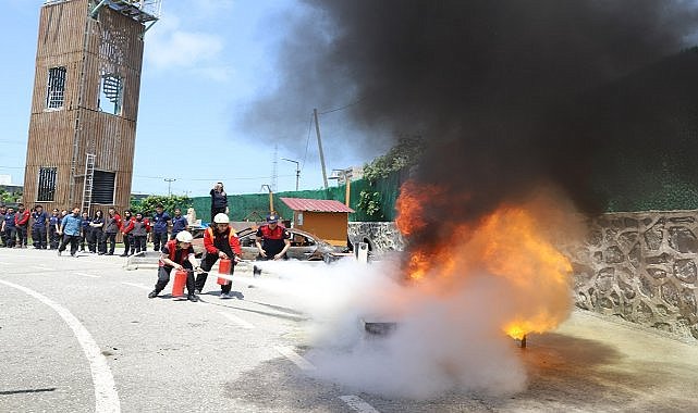 Giresunlu Üniversite Öğrencileri Ordu&#039;da İtfaiye Eğitim Aldı