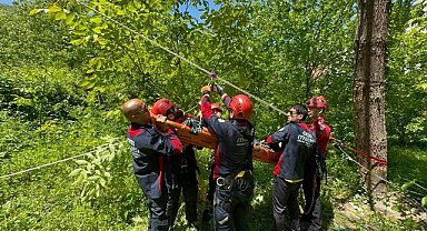 Ordu'da JAK ve itfaiyeden gerçeğini aratmayan tatbikat!