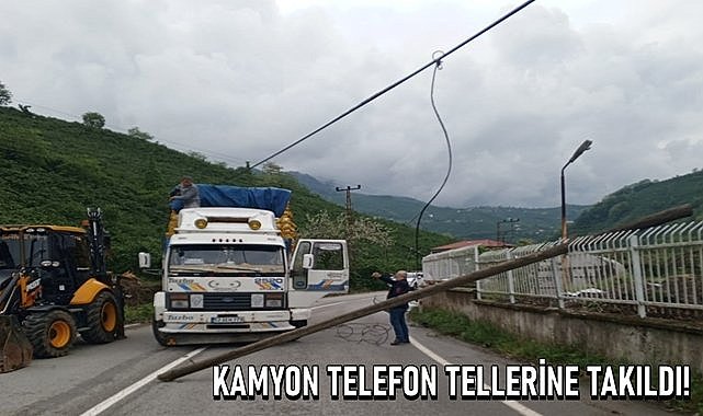 Ordu&#039;da kamyon sarkan telefon tellerine takıldı!