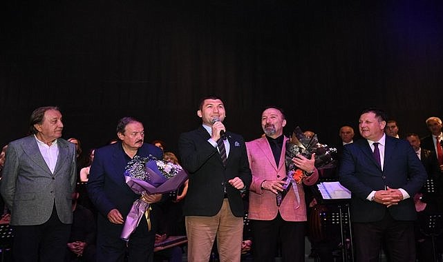 Ordu&#039;da Yaza Merhaba Konserinde salonda boş yer kalmadı