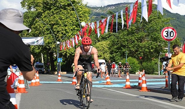 Triatlon heyecanı Ordu&#039;da başladı, 400 sporcu katılıyor