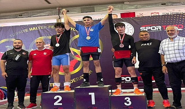 Ordulu Halterci Yaser Yılmaz Türkiye 3. oldu