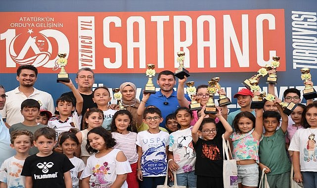 Altınordu&#039;da 100.Yıl Coşkusu Satranç Turnuvası İle Kutlandı