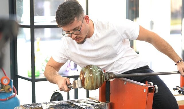 Ordu&#039;da Sıcak Cam Sanatıyla Büyüleyen Stüdyo Sanatseverleri Ağırlıyor