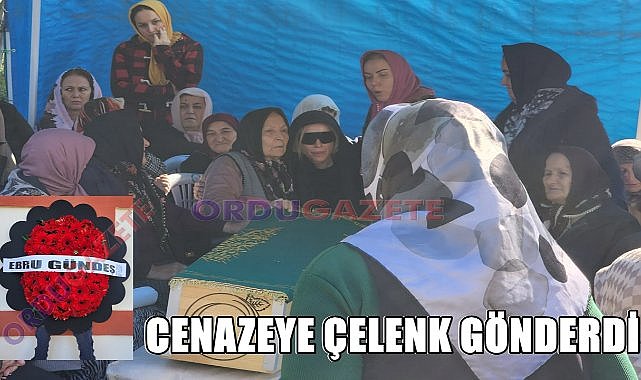 Ebru Gündeş, Gülşen&#039;in Babasının  Cenazesine Çelenk Gönderdi