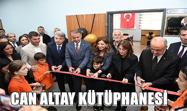 Mimar Can Altay Adına Karşıyaka Ortaokulu&#039;nda Kütüphane Kuruldu