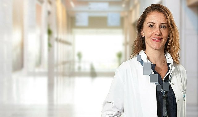 Stres göz seğirmesine neden oluyor