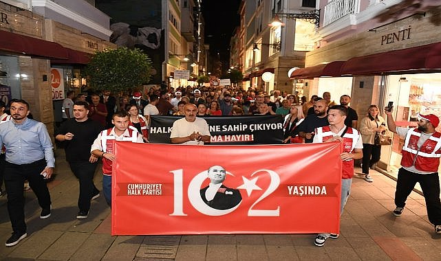 CHP Ordu, Çifte Gururu Yürüyüşle Kutladı