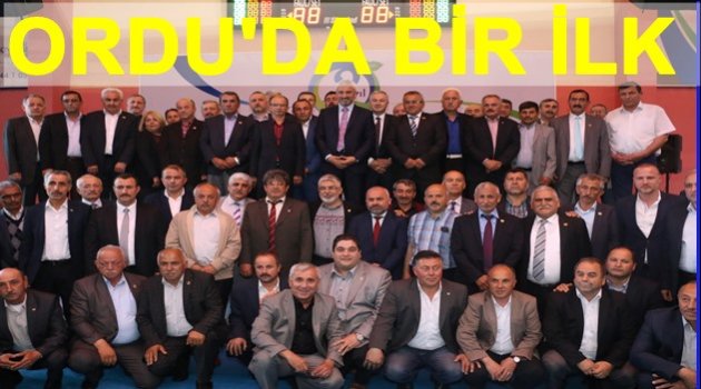 741 MUHTAR İLK KEZ BİR ARAYA GELDİ