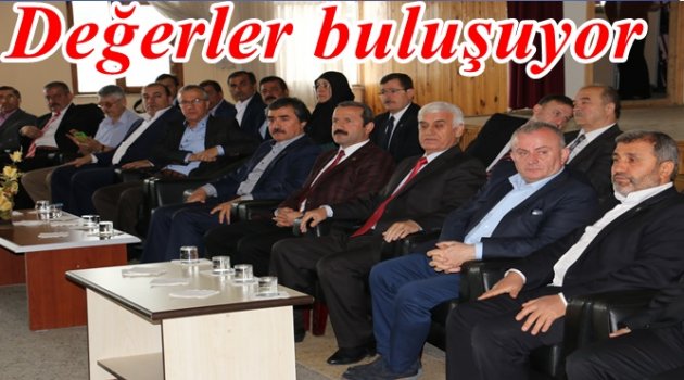 AKKUŞ DEĞERLERİNE DEĞER VERİYOR