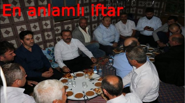 BABALAR GÜNÜNDE ŞEHİT BABASININ EVİNDE İFTAR VERİLDİ