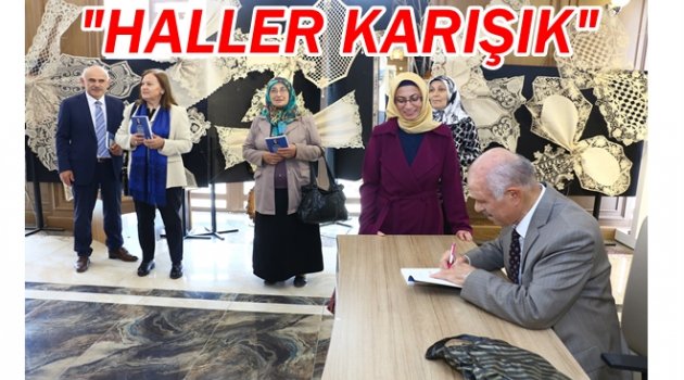 FEHMİ HOCA KİTABINI İMZALADI