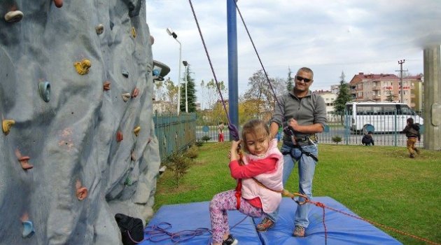 ODAK KÜÇÜKLERE ADRENALİNİ TATTIRDI