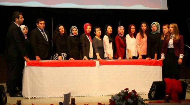 ÖĞRETMENLER GÜNÜ TÖRENLERLE KUTLANDI