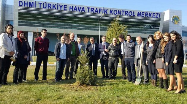 OSMAN ERSAVA İÇİN FİDAN DİKTİLER