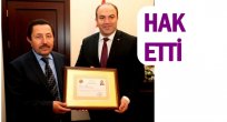 GENÇ BAŞARI BELGESİYLE ÖDÜLLENDİRİRLDİ