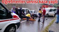 ÖĞRETMENLER KAZA YAPTI 4 YARALI