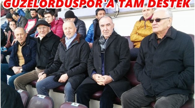 UNUTULMAZ İSİMLER MAÇI BİRLİKTE İZLEDİ