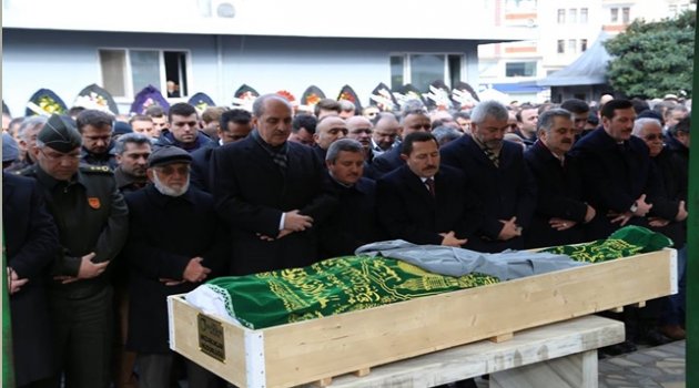 ZEKİYE ANLAYAN SON YOLCULUĞUNA UĞURLANDI