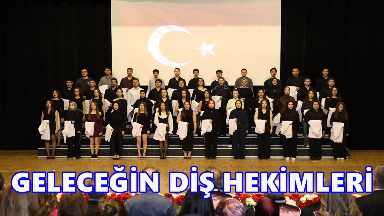 Geleceğin Diş Hekimleri Beyaz Önlüklerini Giydi