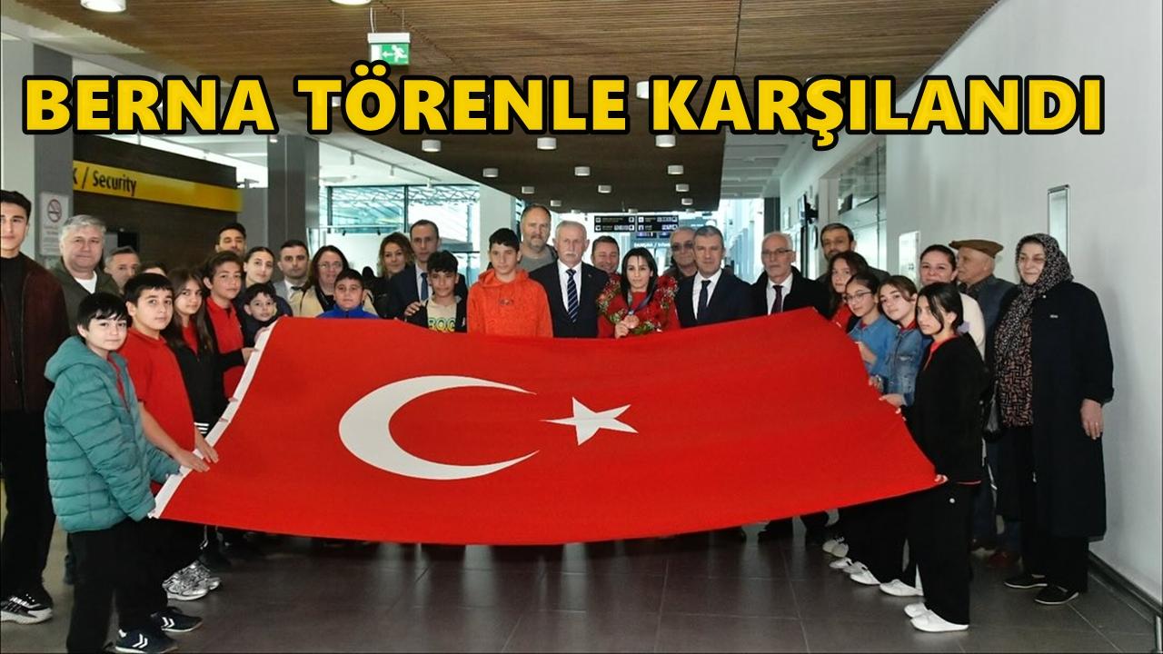 İslami Dayanışma Oyunları’nda bronz kazanan Berna Tut’a Ordu’da coşkulu karşılama