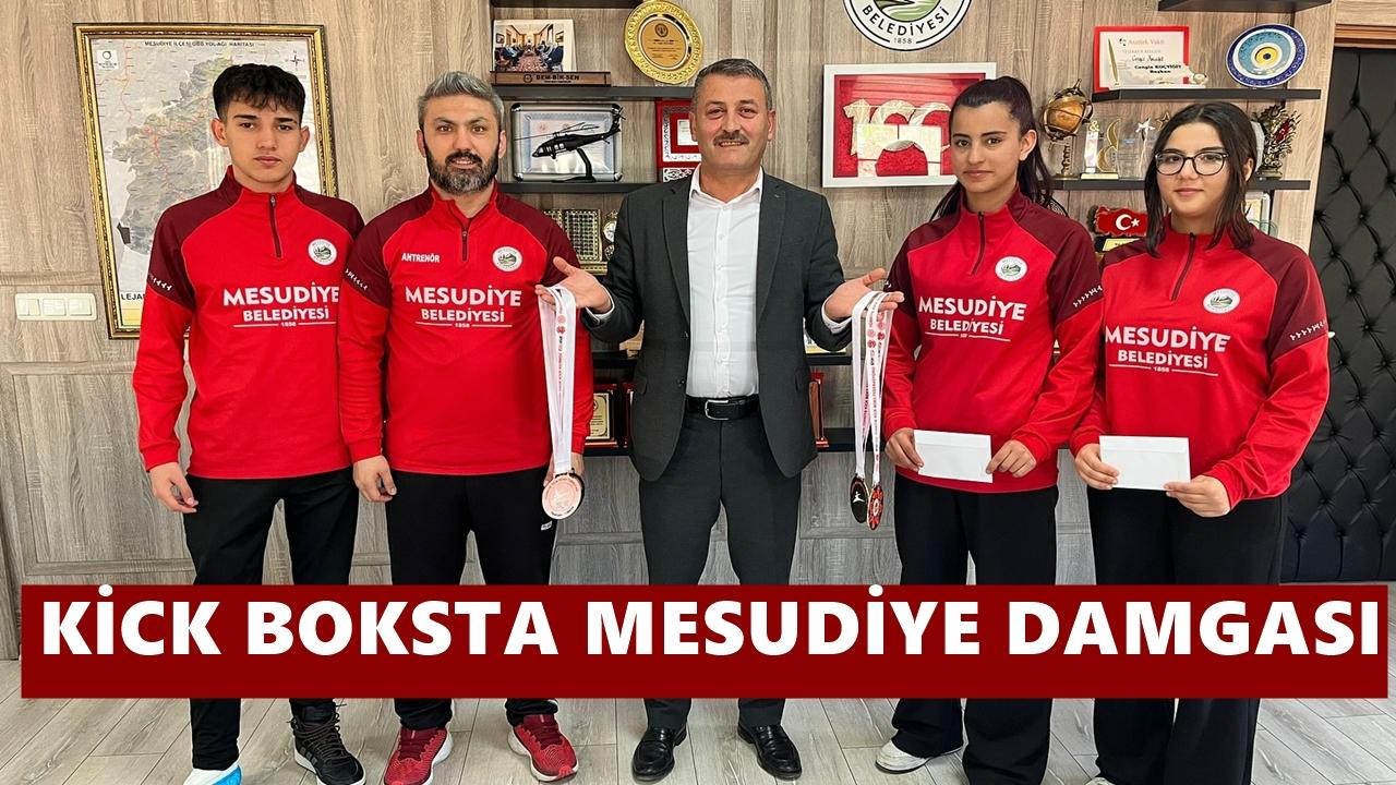 Kick Boksta Mesudiye Fırtınası: Şampiyonluk ve Dereceler Geldi