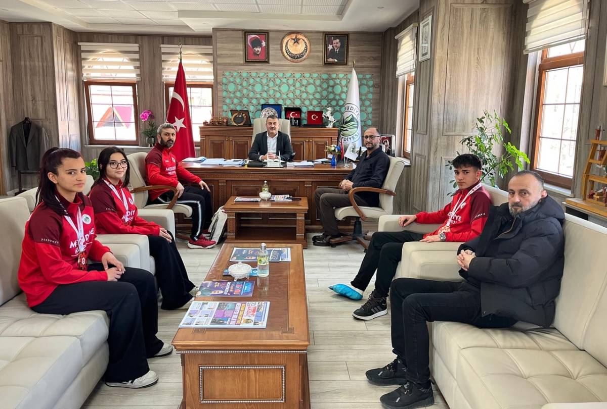 Kick Boksta Mesudiye Fırtınası: Şampiyonluk ve Dereceler Geldi